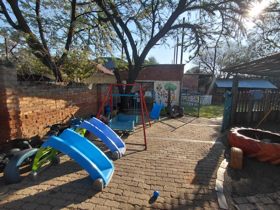 5 Bedroom Property for Sale in Elandsrand North West